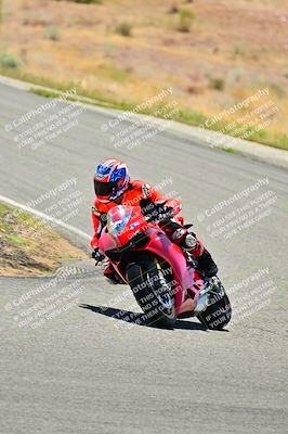 media/Apr-13-2025-TrackXperience (Sun) [[fb1ef998a6]]/Level 2 (Intermediate)/Turns 4 and 6 (Session 4)/